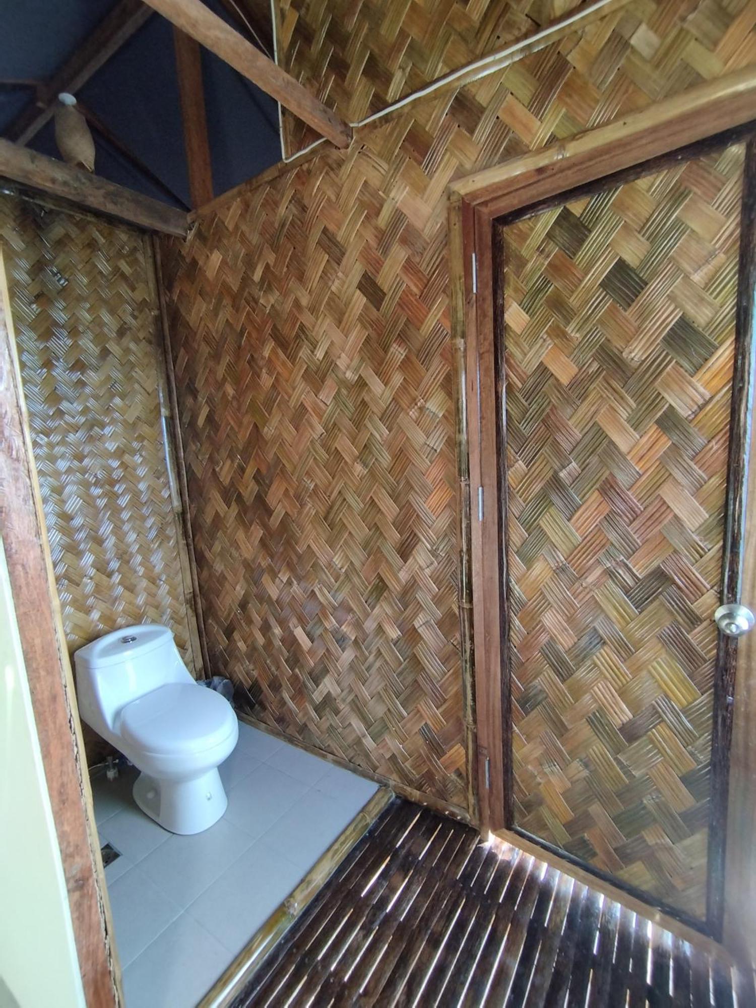 Ocean Green Eco Lodge Puerto Princesa Luaran gambar