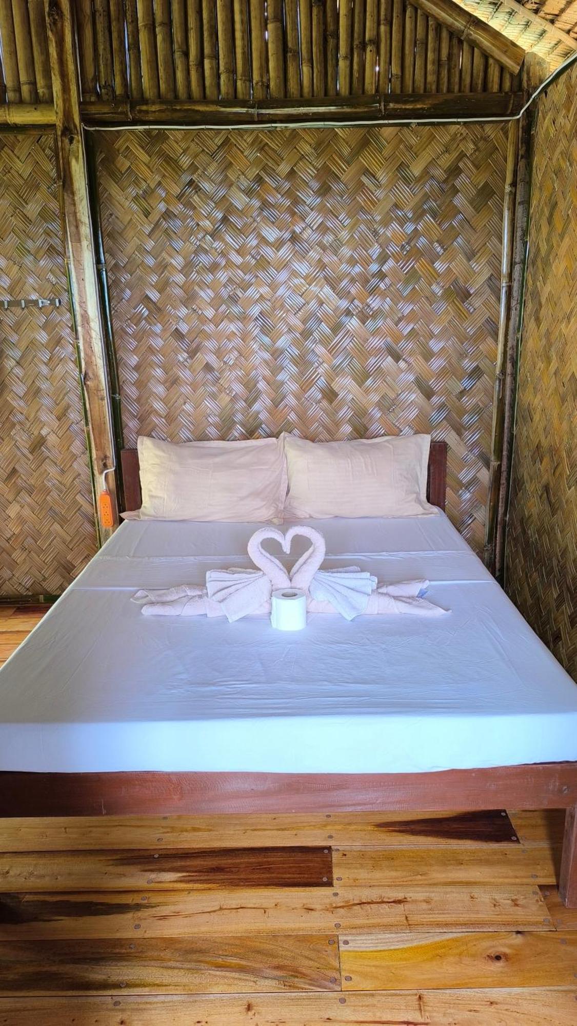Ocean Green Eco Lodge Puerto Princesa Luaran gambar